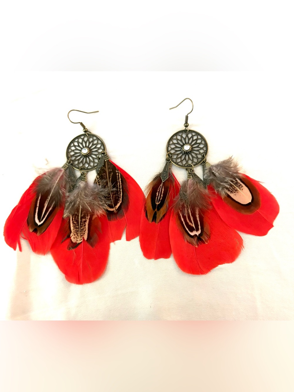 Bohemian Red Feather Dreamcatcher Drop Earrings. NWT.